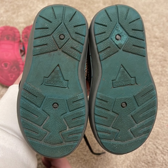 OshKosh b’gosh boots - Picture 5 of 5